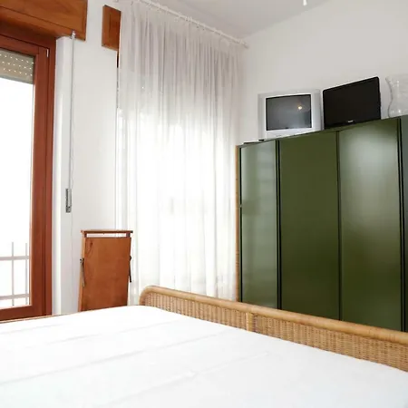 Luxury Apt